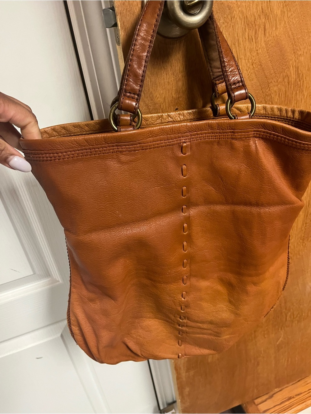Lucky Brand Fold Over Bag - Picture 4 of 9